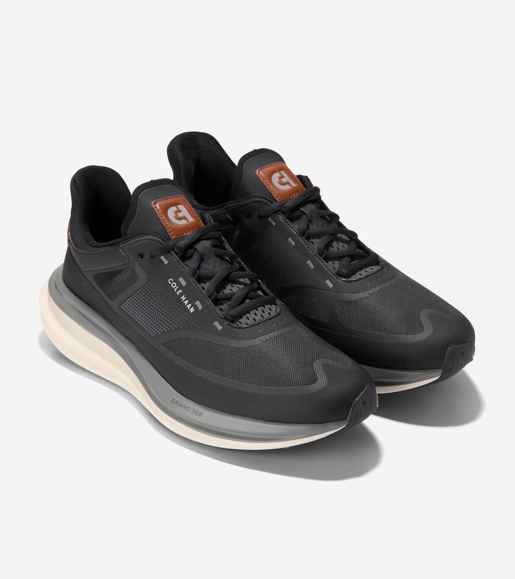 Men's ØriginalGrand Quadstar Running Sneakers