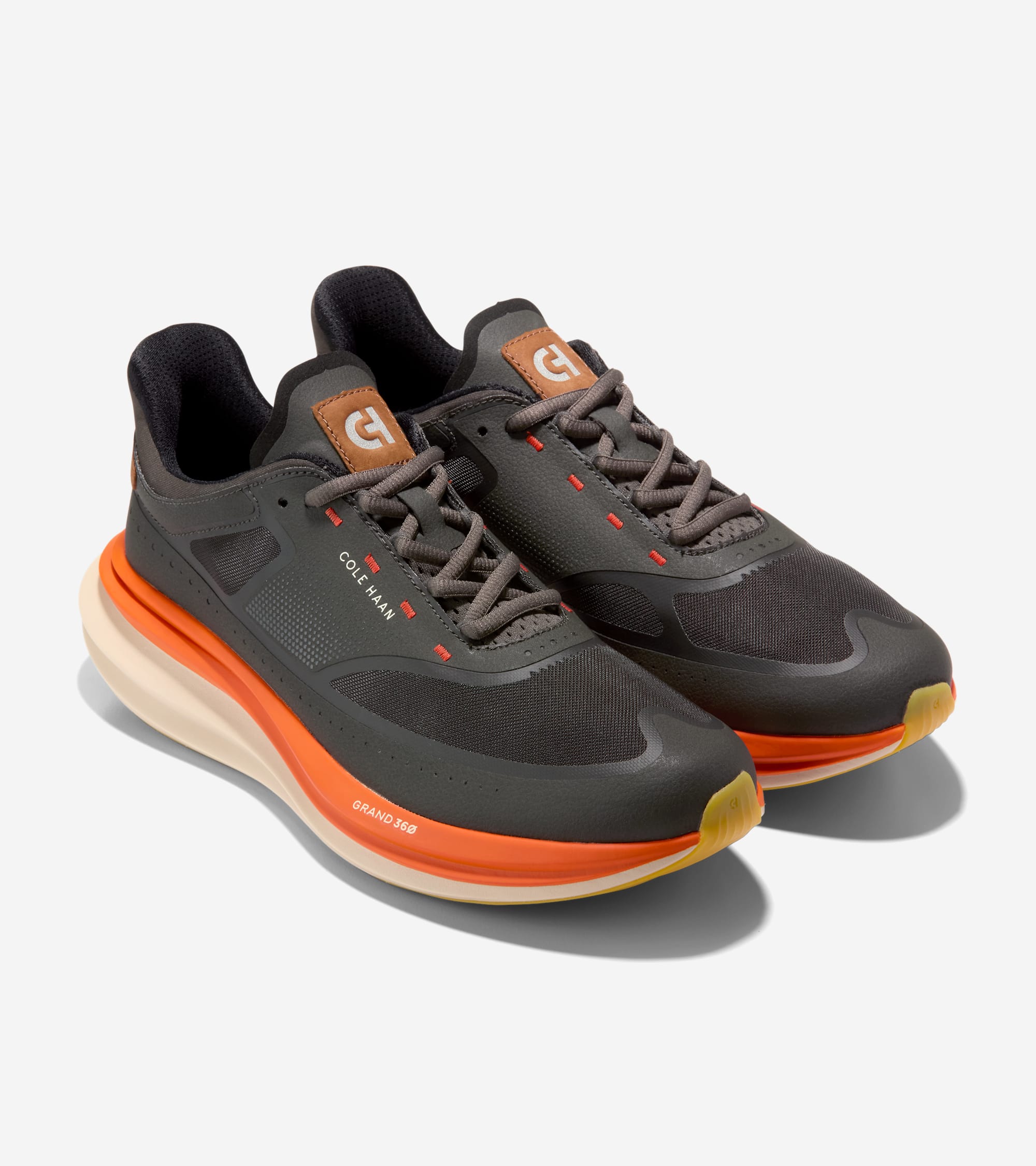 Men's ØriginalGrand Quadstar Running Sneakers